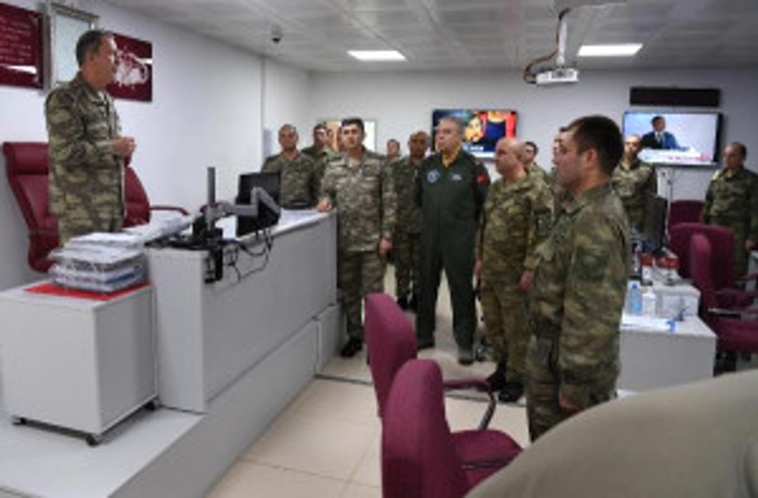 Genelkurmay Başkanı Akar İncirlik Üssü'nde Denetleme Yaptı
