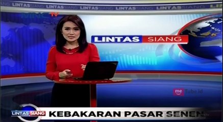 Download Video: Pemilik Toko Nekat Lihat Kios Pasca Kebakaran di Pasar Senen