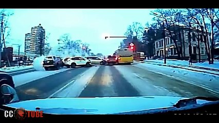 Ultimate IDIOT FUNNY DRIVERS 2017, CRAZY Driving Fails, Road Rage And Car Fails #529 (January 2017)