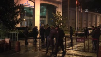 AK Parti Istanbul Il Başkanlığı'na Saldırı Girişimi