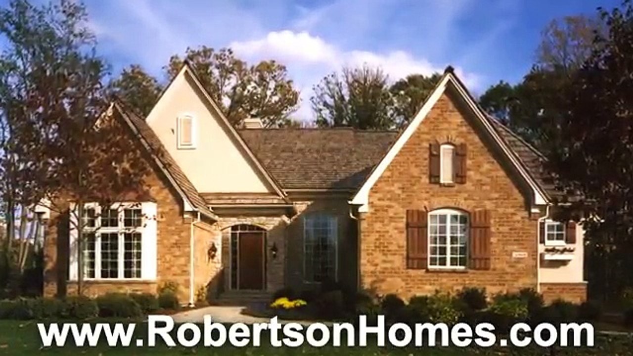 Robertson Homes Can Help You Choose Between a Condo or a House