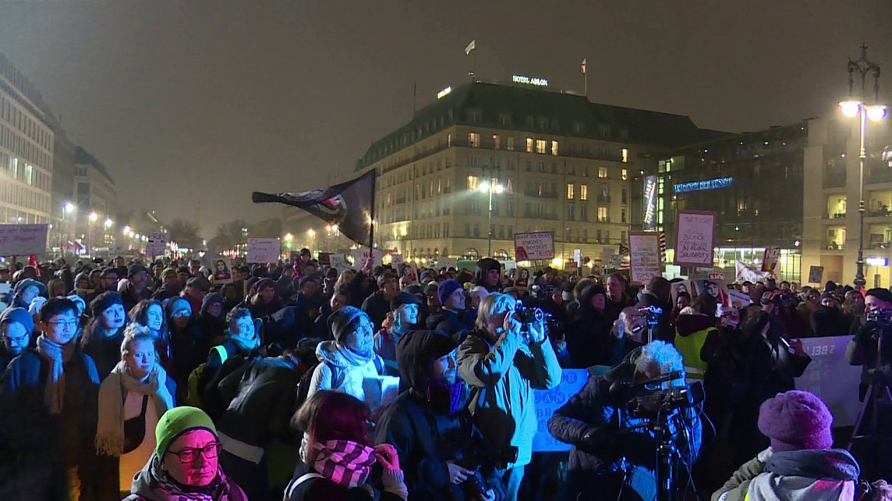 Anti-Trump-Demo in Berlin: Gegen Hass, gegen Trump