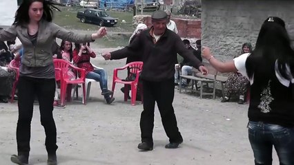 Traditional Turkish Wedding Dance