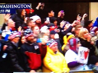 MR.  "PRESIDENT" DONALD J. TRUMP WALK, TO THE WHITE HOUSE.