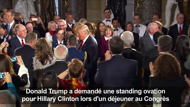 Donald Trump a demandé une standing ovation pour Hillary Clinton