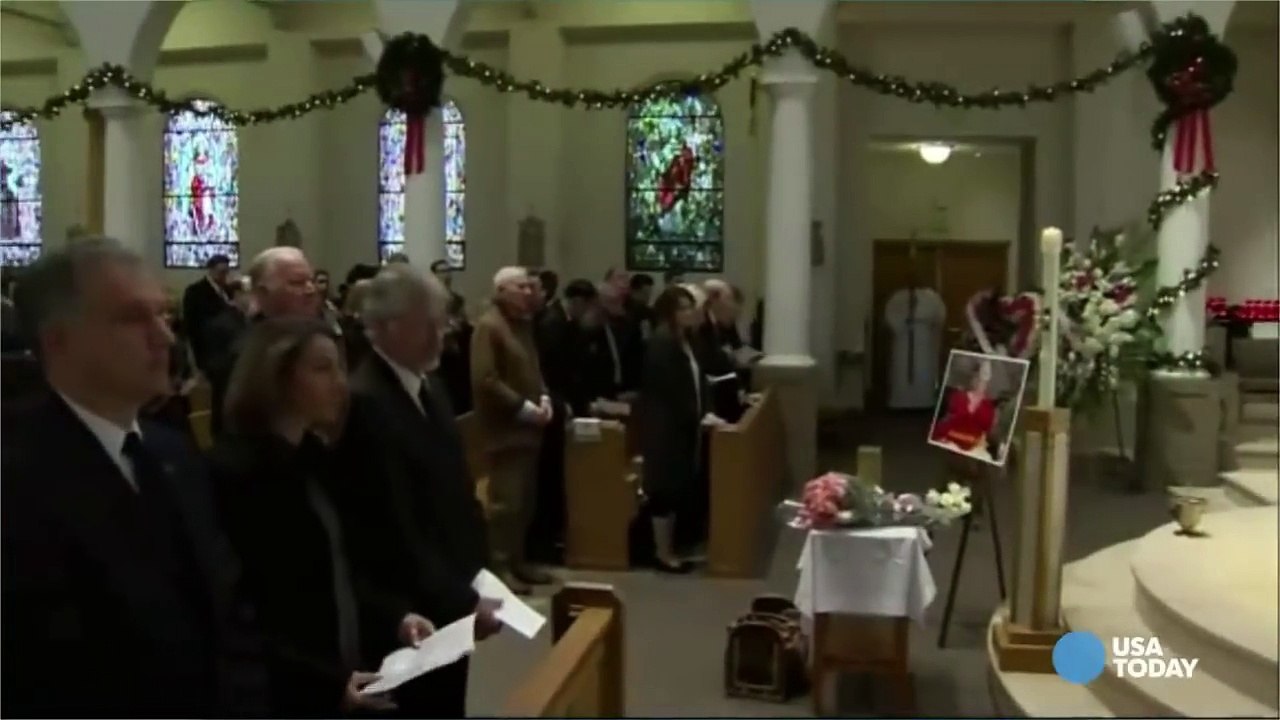 Zsa Zsa Gabor's funeral was as glamorous as she-9K7JDDtWAXY