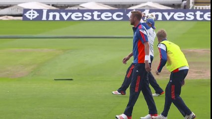 Watch out, Joe Root's about! Stuart Broad falls foul of prank