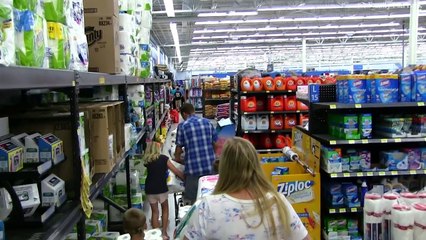 The Toilet Paper Fort Challenge-7dpNfAxKAA4