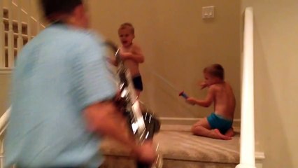 Twins Saxophone Prank-WgtSLxpw53M
