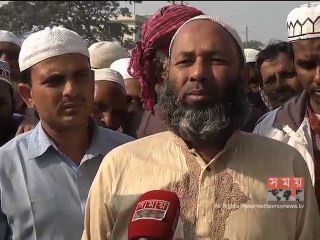 ইজতেমার দ্বিতীয় দিনে ইবাদতে মশগুল মুসল্লিরা