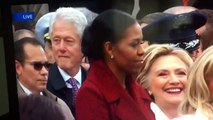 هيلاري كلينتون تضبط زوجها بيل ويحدّق ويمعن النظر في زوجة ترامب Ivanka Trump