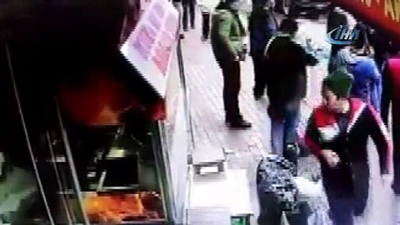 Otopark görevlisinin vurulma anı güvenlik kamerasında