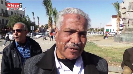 بالفيديو.. تكدس المواطنين بمحطة قطار أسوان لاسترجاع تذاكر السفر