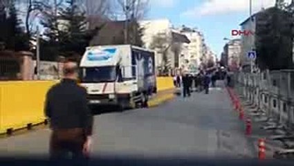 Son Dakika! İstanbul Emniyet Müdürlüğü'nün Girişinde Silah Sesleri