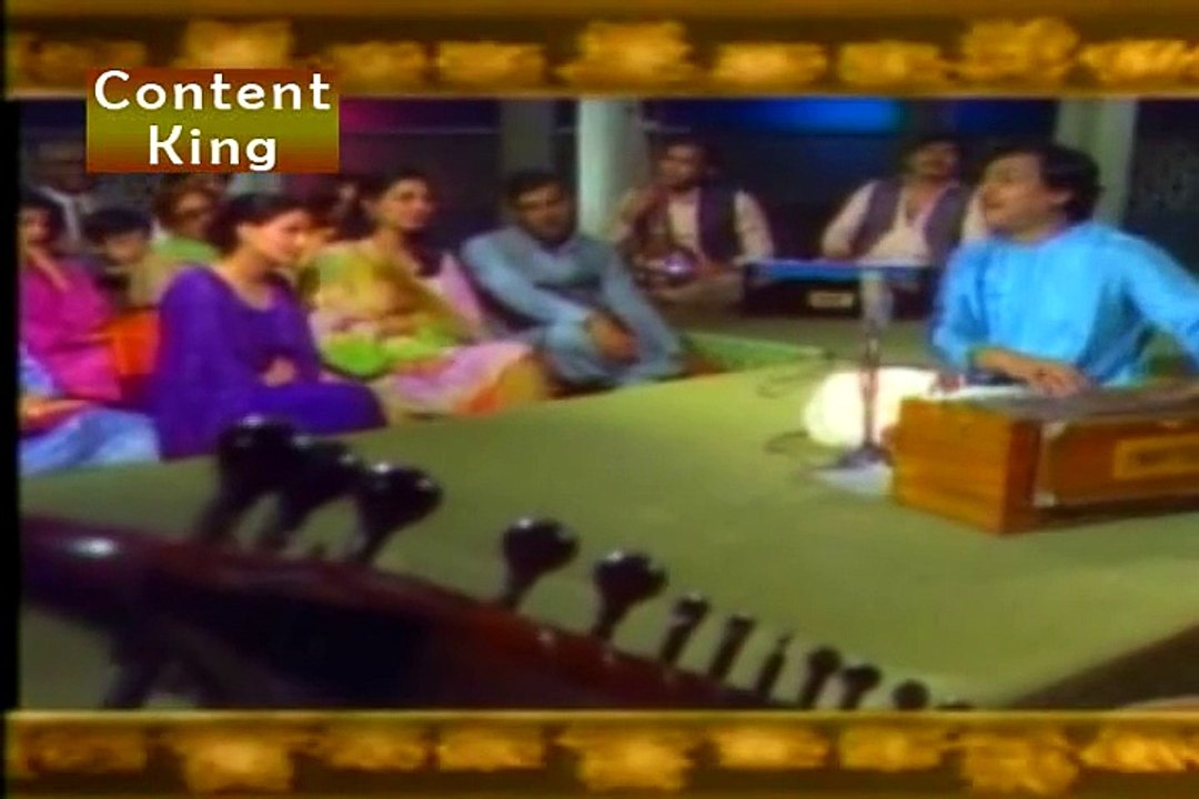 THE GULAM ALI....!!CHUPKE CHUPKE RAAT DIN...!!