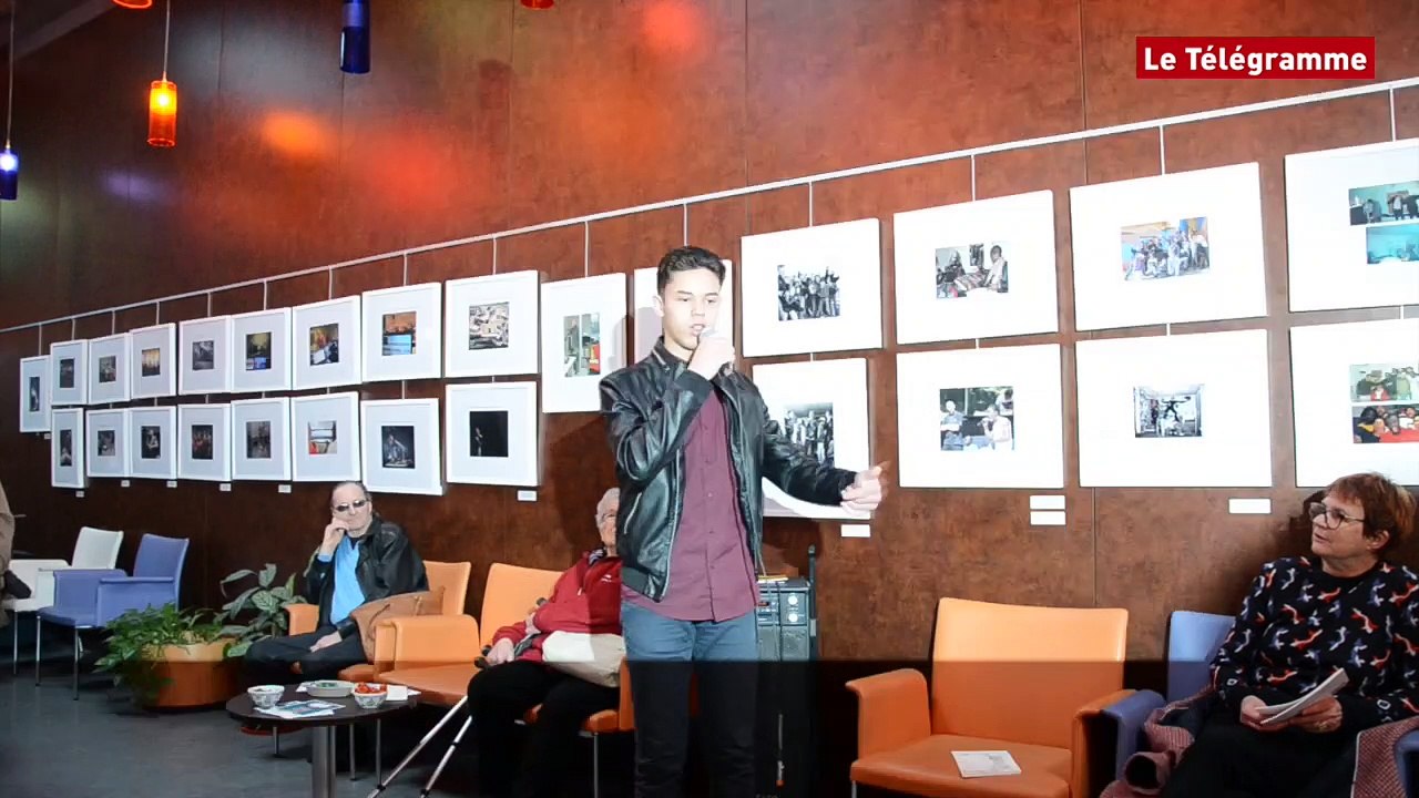 Quimper. Un jeune rappeur prend le micro à la cérémonie des voeux
