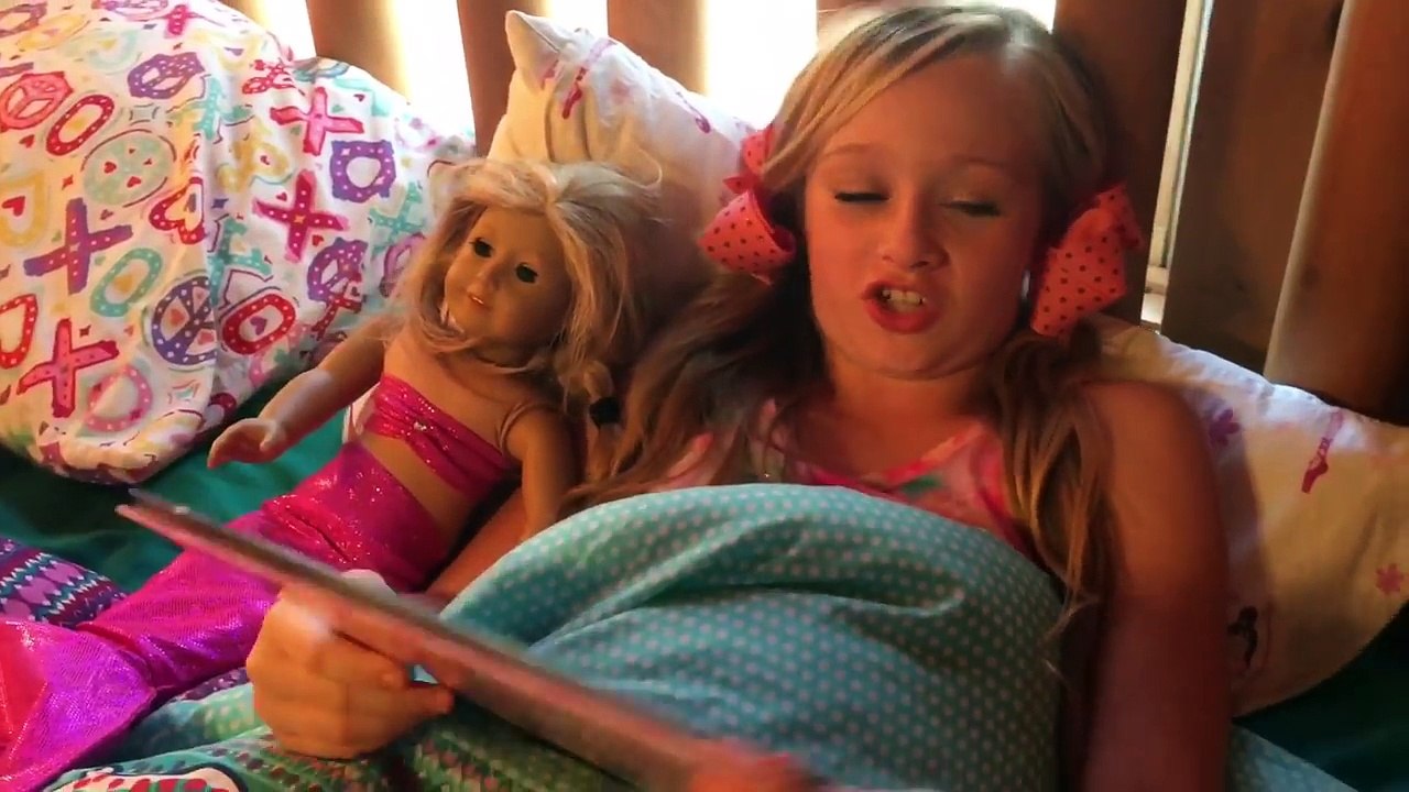 The day Princess Ella become a real mermaid. She has to be rescued by Batman. W/ blind bags