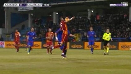 Galatasaraylı Yasin Öztekin'in Golünde "Elle Kontrol Etti" Tartışmaları Yaşandı