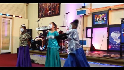 Express Praisers Mime video recorded by a kid (Orlando, Fl)