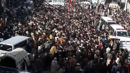 Explosión de bomba en un mercado causa 20 muertos en Pakistán