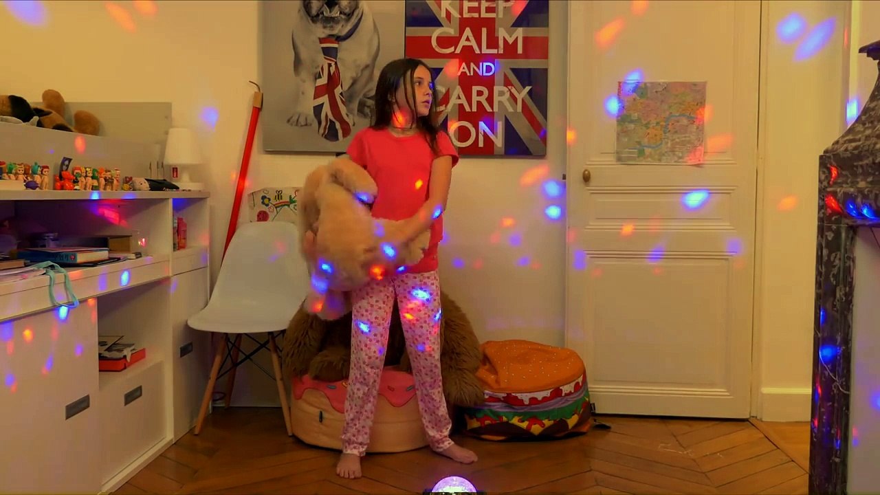 Comment se coucher plus tard certains soirs  - Les Tactiques d'Emma, ta websérie Gulli !-saBZo6fNxMk