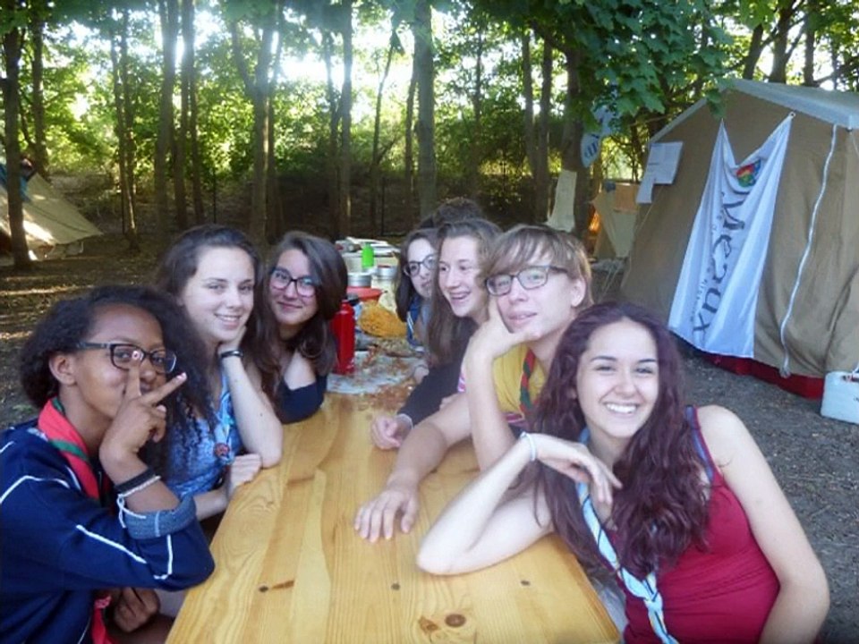 Scouts Meaux Lagny camp pionniers caravelles 2015 jablines strasbourg you're up