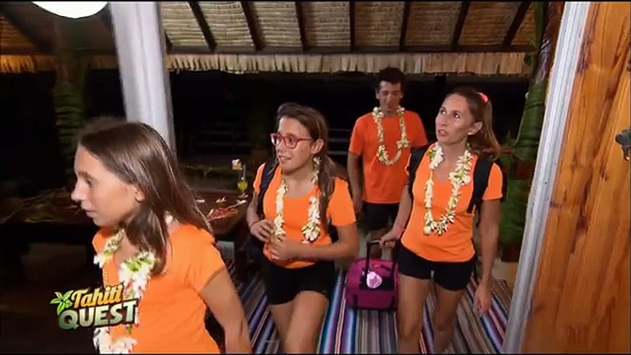 TAHITI QUEST Episode 1  - Découverte du plus beau des farés _ Bonus #7 Saison 3 sur Gulli-UYUCktCpSj0