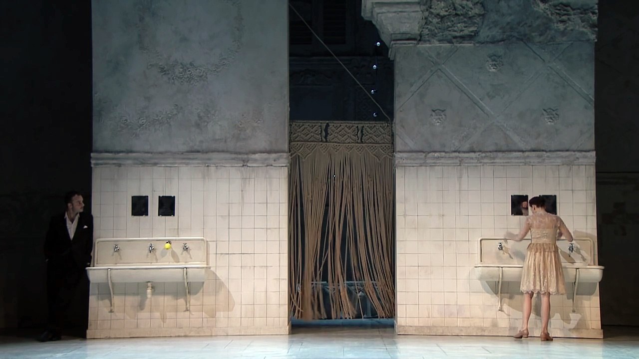 ROMÉO ET JULIETTE - La Comédie-Française au cinéma (bande-annonce)-YiLqcK0Krq4