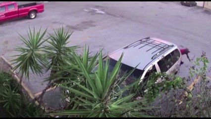 Goditet në mes të ditës 13 herë