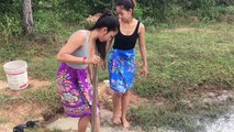 Deep Hole Fishing - Cambodian Catch Fish Using Deep Hole - How To Catch Using Fish Trap