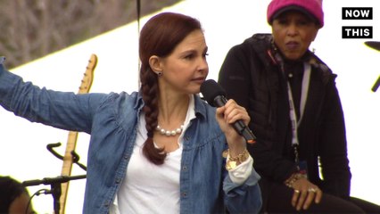 Ashley Judd Reads Intense Anti-Trump Poem