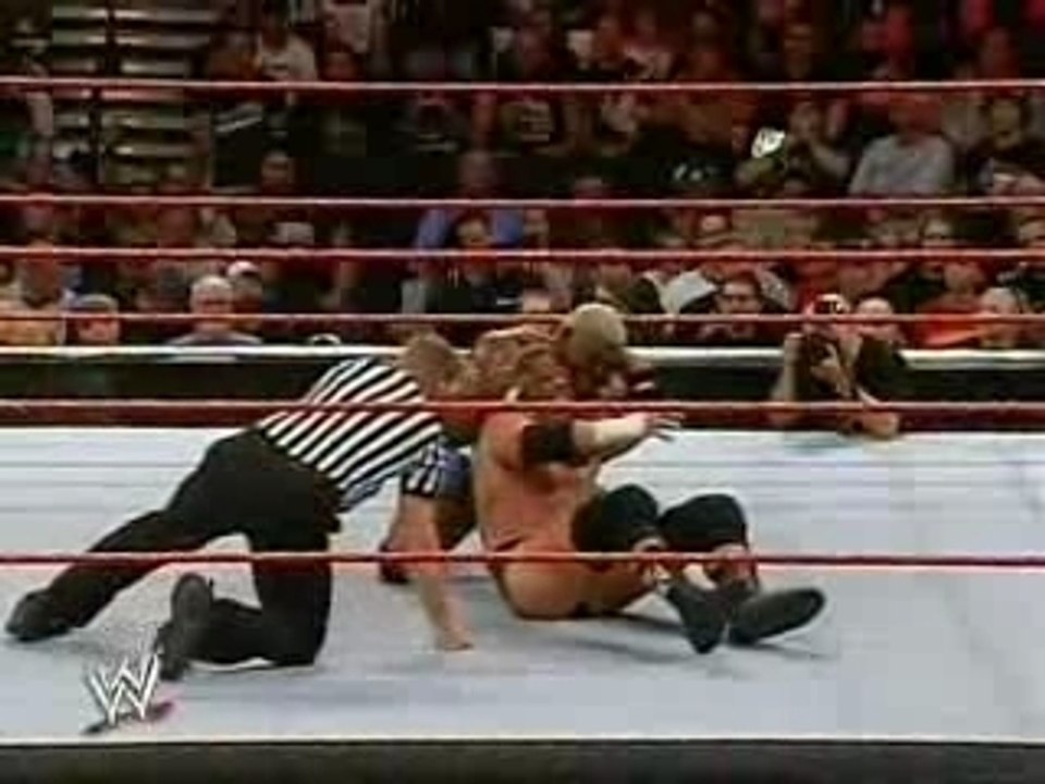 Triple H Vs Shelton Benjamin