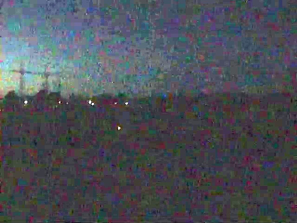 Benzinteedose aufm Feld by LordBafford (2010)