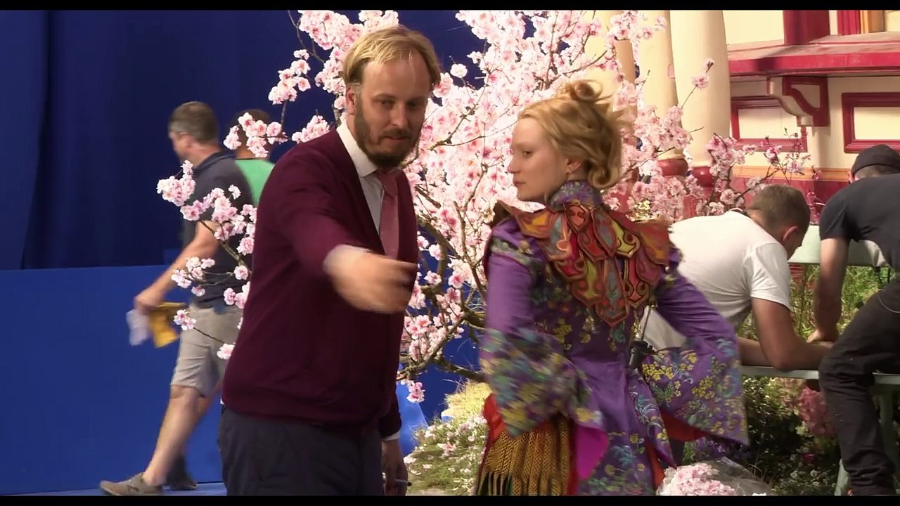 ALICE IM WUNDERLAND - Hinter den Spiegeln - Lewis Carrolls Alice - Disney HD-GWXywmCKMJs