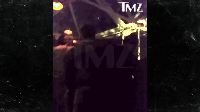 Jamie Foxx Attacked at Catch Restaurant _ TMZ-uqINTqX-2SE