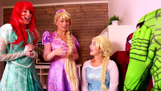 Frozen Elsa BALLOON PRANK! w/ Spiderman Joker Rapunzel Snow White Anna Maleficent! Superhe