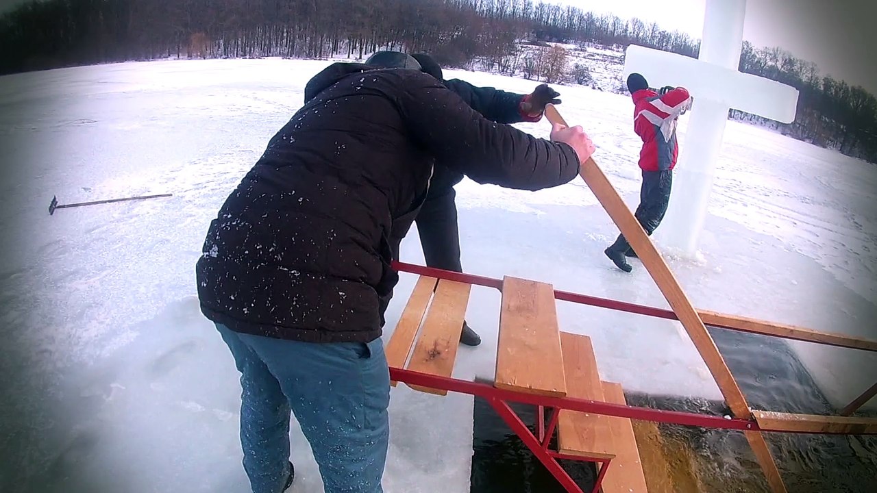 Водохреща (2017) Подготовка проруби, ледяной крест, Крещение Гайсин