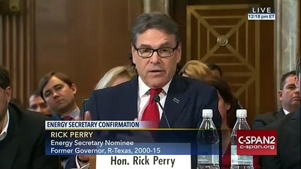 Sen. Sanders asks Perry to admit climate change is a threat-cfUJ1VfRMRc