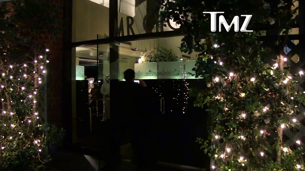 Christian Slater Hilariously Directs Mannequin Challenge _ TMZ-Y4oY0Tuhh3Y