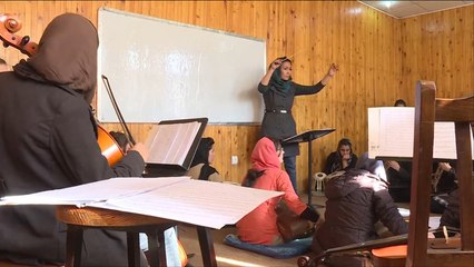 هذا الصباح-فتاة أفغانية تتحدى المجتمع وتقود أوركسترا