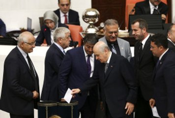 Bahçeli: Tavrımız Referandum Sürecinde de Devam Edecek