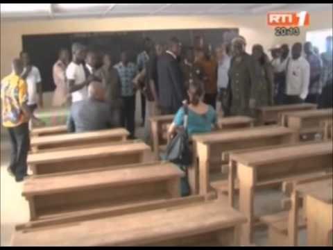 Activités du Conseil du Café Cacao don de fournitures scolaires et sanitaires aux enfants des prod