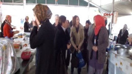 Mersin Pazarda Kadınlara Meme Kanseri Taraması Yapıldı