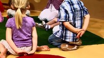 Meine Hände sind verschwunden - Singen, Tanzen und Bewegen _ Kinderlieder-Y5JJMWLLZ24