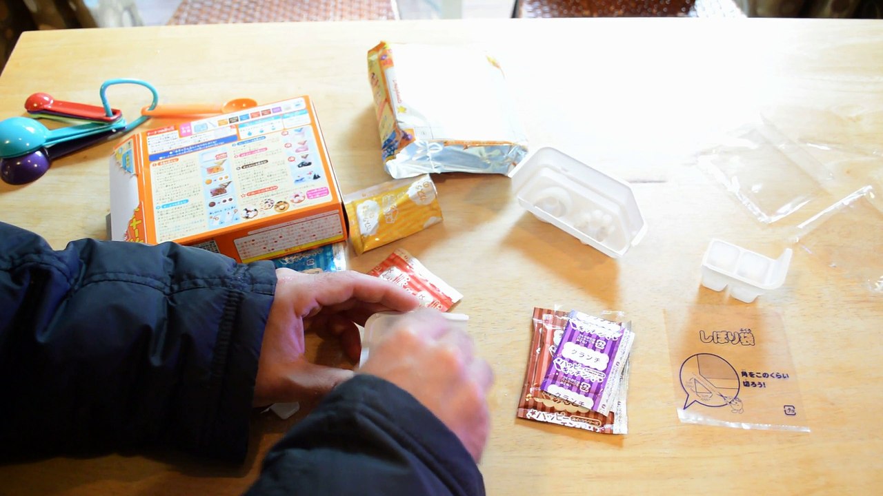 Kracie Popin' Doughnut Japanese Mini Food Kit Review