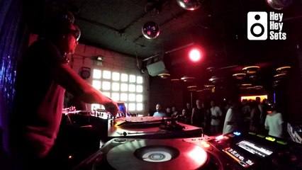 Leo M @ Bee Under | NaveLuna 13/01/2017