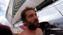 J77 : Eric Bellion coincé dans la pétole / Vendée Globe