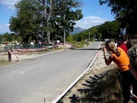 Rallye Des Vallées Sortie de route partie 1 beraud clio gra williams