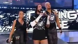 CM PUNK AND SHAVED HEAD SERENA DEEB-UfNpu0PooeA