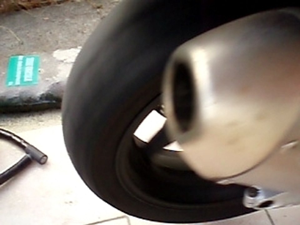 Akrapovic Tmax 500 zoum